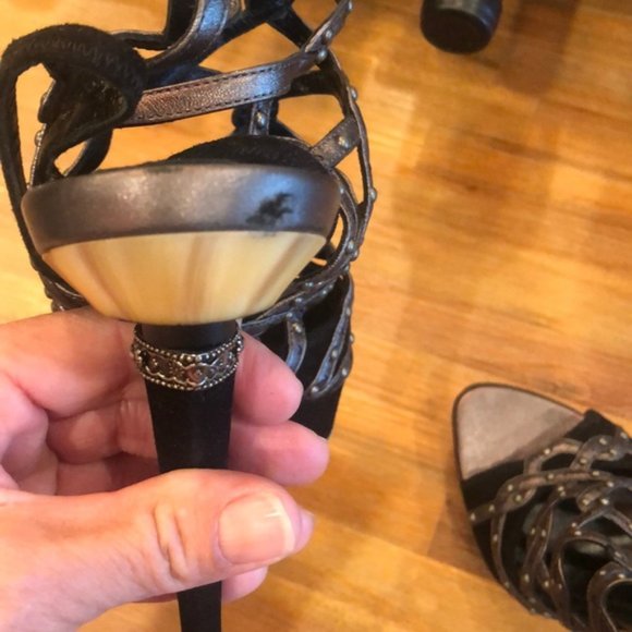 **Cute!! Christian Dior Open Toe Sandals Size 9** - Picture 4 of 6